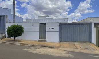 Imagem: Casa sozinha no lote à venda no Afonso