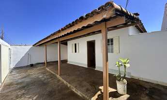 Imagem: Casa à venda no bairro Nova Floresta em