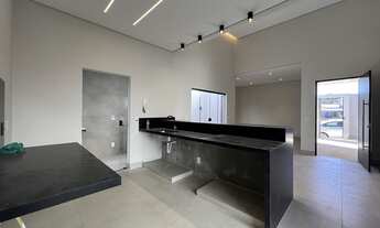 Imagem 2: Oportunidade no Afonso Queiroz: Casa com suíte e garagem por R$ 680 mil