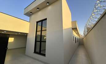 Imagem 2: Casa à venda no Afonso Queiroz em Patos de Minas – 3 quartos com suíte