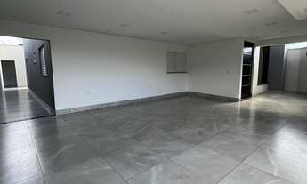 Imagem 6: Casa de Alto Padrão à Venda no Bairro Afonso Queiroz - Patos de Minas