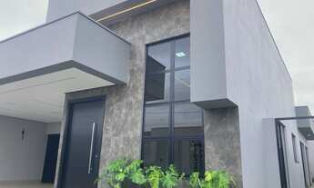 Imagem 2: Casa Moderna à Venda com 3 Quartos (1 Suíte) e Área Gourmet – 300m² no Bairro Tranquilo de