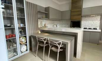 Imagem 6: Casa à Venda no Centro de Guimarânia-MG