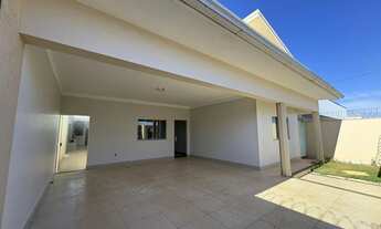 Imagem 2: Casa à Venda no Bairro Boa Vista – 3 Quartos, 2 Suítes, Piscina e Área Gourmet