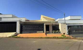 Imagem: Casa à Venda no Bairro Boa Vista  3