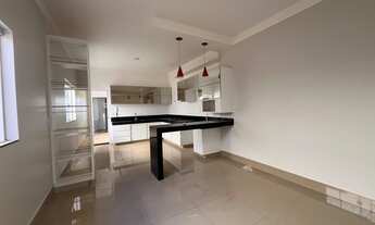 Imagem 5: Casa à Venda no Bairro Boa Vista – 3 Quartos, 2 Suítes, Piscina e Área Gourmet