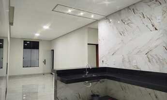 Imagem 5: Casa à Venda no Bairro Afonso Queiroz – 2 Quartos, Quintal Amplo e Acabamento Premium – Pa