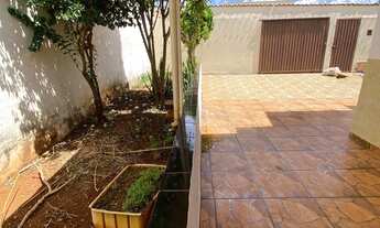 Imagem 4: ???? Casa com Varandas no Bairro Residencial – 240 m² de Terreno! R$ 240 Mil em Patos de M