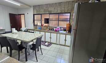 Imagem 3: Casa à venda no bairro São Francisco em Patos de Minas – 4 quartos, suíte, 255m² de área c