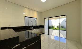 Imagem 4: Casa à Venda no Parque do Sabiá em Patos de Minas – 3 Quartos e Área Gourmet