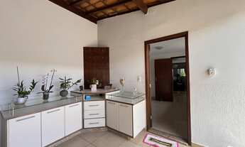 Imagem 4: Casa à Venda no Jardim Centro em Patos de Minas – 5 Quartos, Suíte e Área Gourmet