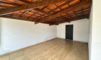 Imagem 3: Casa Ventilada e Ampla à Venda no Jardim Panorâmico - 125m² Construídos