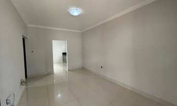 Imagem 4: Casa Ventilada e Ampla à Venda no Jardim Panorâmico - 125m² Construídos