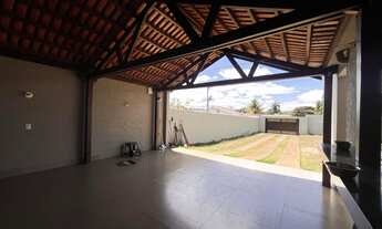 Imagem 2: Casa à Venda no Bairro Caiçaras – 2 Quartos, 1 Suíte, Lote de 660 m² – Patos de Minas