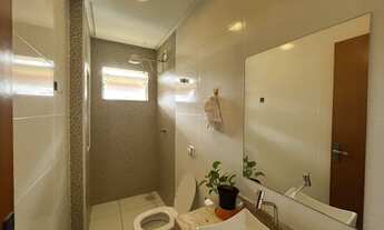 Imagem 5: Apartamento com Suíte à Venda no Bairro Laranjeiras em Patos de Minas-MG Imóvel com 2 Qu