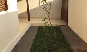 Imagem 3: Casa à Venda no Bairro Eldorado em Patos de Minas – 3 Quartos, Quintal Amplo, R$ 355 mil