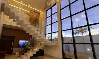 Imagem 2: Casa Alto Padrão no Condomínio Villagio – Patos de Minas