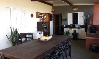 Imagem 4: Chácara à Venda no Condomínio Flamboyant em Patos de Minas – 1.000m² com Área Gourmet e Po