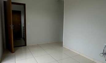 Imagem 2: Apartamento com 2 Quartos à Venda no Bairro Laranjeiras – Suíte, Sacada e Cozinha Planejad