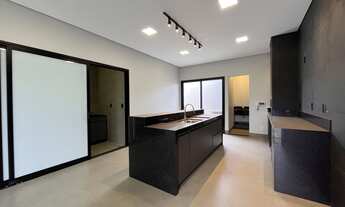 Imagem 3: Casa de Alto Padrão à Venda no Jardim Panorâmico – Patos de Minas