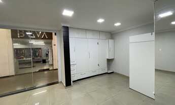 Imagem 3: Galeria Cristina - Loja Comercial à Venda no Centro de Patos de Minas – Galeria Daniela Cr