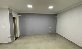 Imagem 2: Galeria Cristina - Loja Comercial à Venda no Centro de Patos de Minas – Galeria Daniela Cr