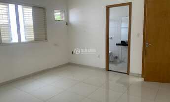 Imagem: Casa Sobrado - Bairro Quilombo