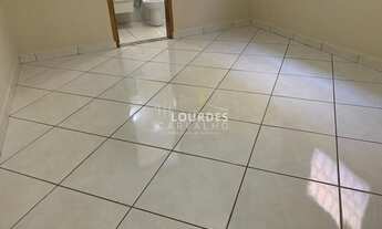 Imagem 5: Casa Reformada - 03 Dormitórios