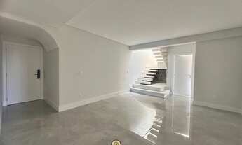 Imagem 2: Apartamento Cobertura Duplex na Praia Brava com piscina semiolimpica privativa vista mar