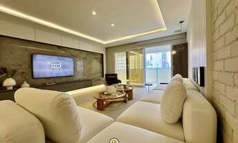 Imagem: Mansão suspensa no Centro, Balneário Camboriú/SC