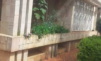 Imagem 2: Casa à venda no bairro Centro - Botucatu/SP