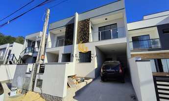 Imagem: Sobrado em Potecas, São José/SC