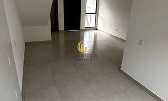 Imagem 3: Sobrado em Serraria, São José/SC