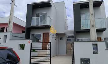 Imagem: Sobrado em Potecas, São José-SC