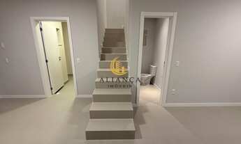 Imagem 5: Sobrado em Ipiranga, São José/SC