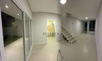 Imagem 3: Sobrado em Ipiranga, São José/SC