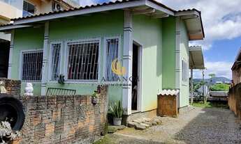 Imagem: Casa em Ipiranga, São José/SC