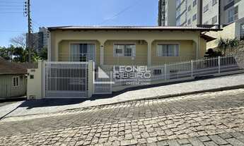 Imagem 4: Casa à venda com 4 dormitórios no bairro Imigrantes em Timbó/SC