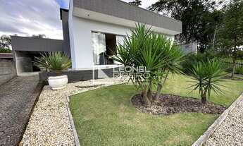 Imagem: Casa à venda com 3 dormitórios no bairro