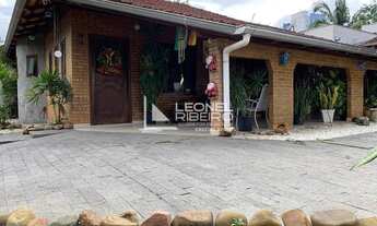 Imagem: Casa com 3 dormitórios à venda no bairro