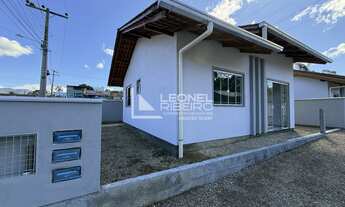 Imagem: Casa com 2 dormitórios à venda, 54,72m²