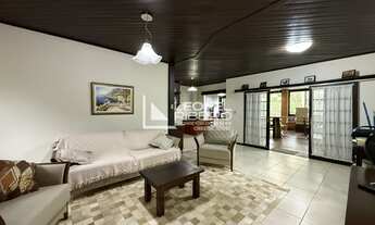 Imagem 4: Casa à venda com 4 dormitórios, 224 m² no bairro Alto Cedros em Rio dos Cedros-SC