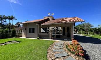 Imagem: Casa à venda com 2 Dormitórios no bairro