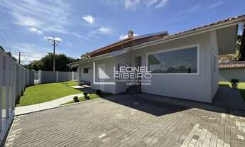 Imagem: Casa à venda com 3 dormitórios, 220 m²