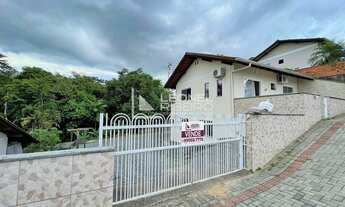 Imagem 2: Casa à venda com 2 dormitórios no bairro das Capitais em Timbó/SC