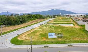 Imagem: Terreno à venda no bairro Quintino em Timbó/SC