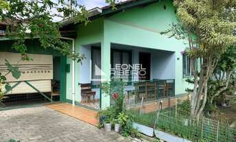 Imagem: Casa com 4 dormitórios à venda, 200 m²