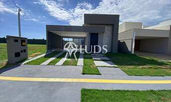 Imagem: Casa à venda no bairro Terras Alpha Residencial