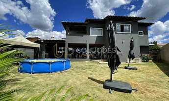 Imagem 6: Sobrado 3 Suítes ( Suíte Master) + Escritório + Área Gourmet Rústica