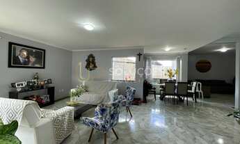 Imagem 3: Sobrado 3 Suítes (Suíte Master) + Escritório + Área Gourmet Rústica